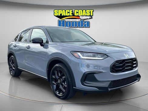 Used 2024 Honda HR-V Sport image 1