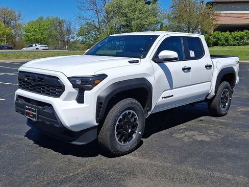 New 2026 Toyota Tacoma TRD Off-Road AWD/4WD image 16