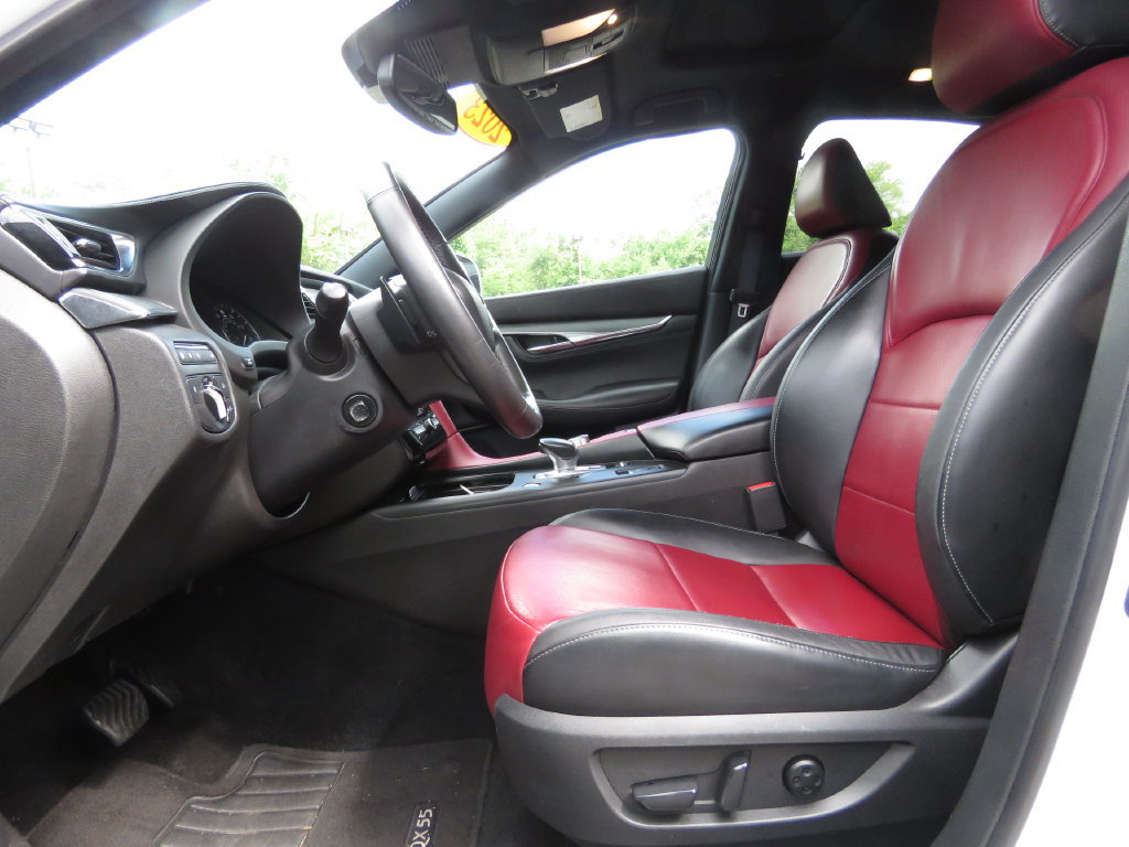 Used 2023 INFINITI QX55 Sensory w/ Lighting Package AWD/4WD image 10