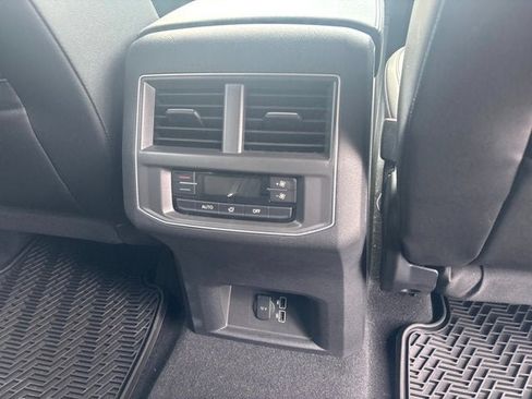 Used 2019 Volkswagen Atlas SE AWD/4WD image 17