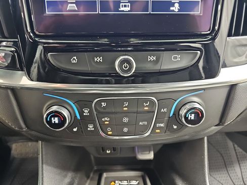 Certified 2023 Chevrolet Traverse LT w/ LPO, Floor Liner Package AWD/4WD image 31