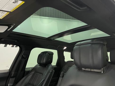 Used 2018 Land Rover Range Rover Sport HSE Dynamic AWD/4WD image 12