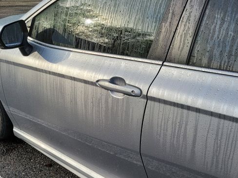 Used 2022 Toyota Camry SE image 25