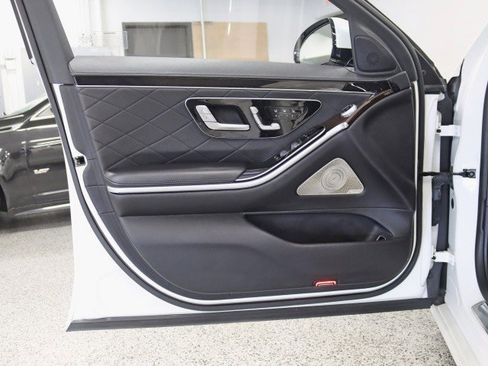 Used 2021 Mercedes-Benz S 580 4MATIC Sedan image 33
