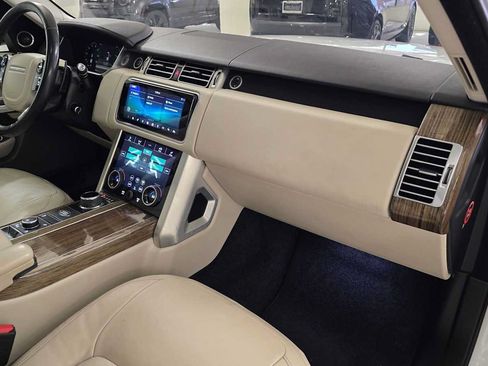 Used 2019 Land Rover Range Rover AWD/4WD image 10