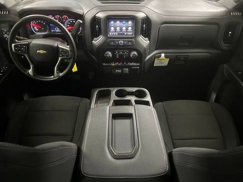 Used 2021 Chevrolet Silverado 1500 Custom w/ Safety Confidence Package RWD image 2