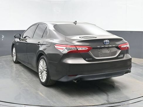 Used 2018 Toyota Camry XLE w/ Audio Package FWD image 7