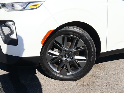 Used 2021 Kia Soul S image 5