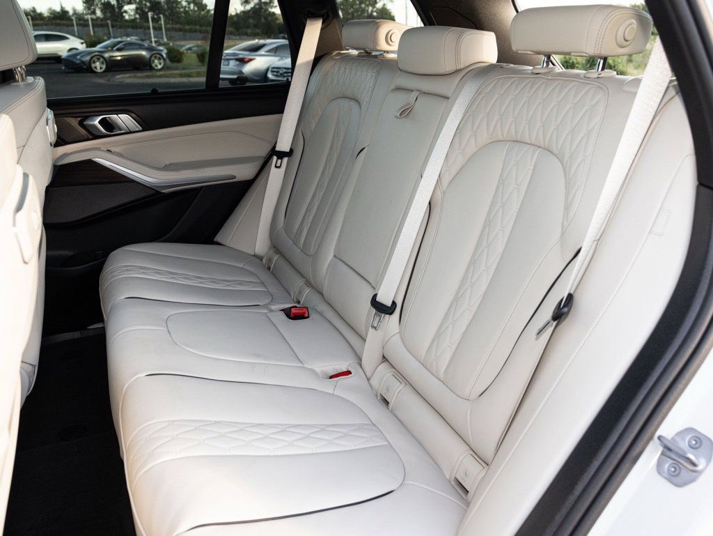 Used 2026 BMW X5 xDrive50e w/ Executive Package AWD/4WD image 49