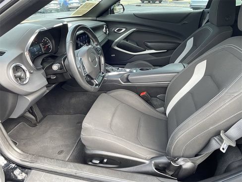Used 2023 Chevrolet Camaro LT w/ RS Package image 9