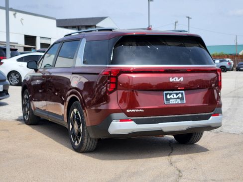 New 2026 Kia Carnival EX image 3