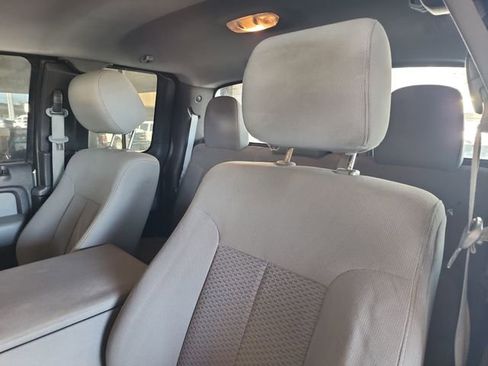 Used 2012 Ford F150 XLT w/ XLT Chrome Pkg image 12