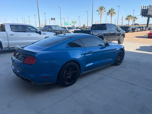 Used 2019 Ford Mustang GT w/ Black Accent Package RWD image 5