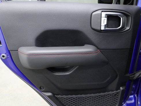 Used 2019 Jeep Wrangler Unlimited Rubicon image 15