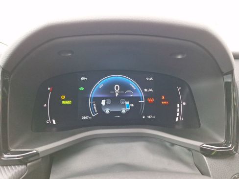 Used 2025 Toyota Camry SE image 20