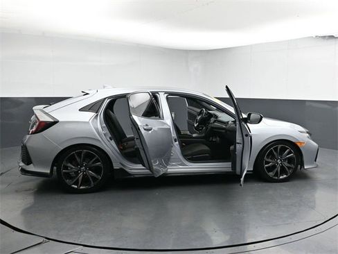 Used 2018 Honda Civic Sport image 34