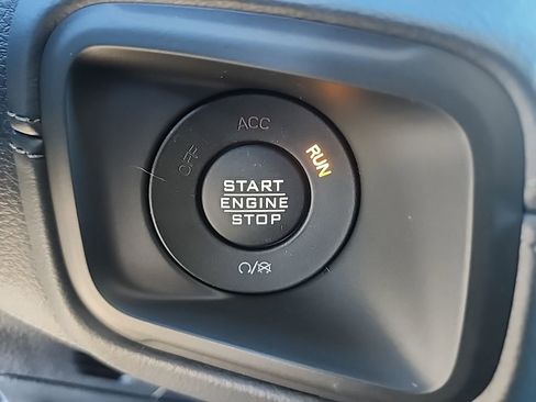 New 2026 Jeep Wrangler Unlimited Sahara AWD/4WD image 30