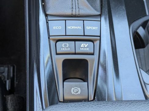 Used 2025 Toyota Camry LE FWD image 16