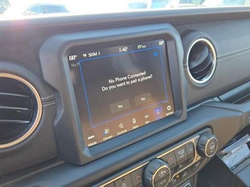 Used 2022 Jeep Wrangler Unlimited Rubicon 4xe w/ Cold Weather Group image 18