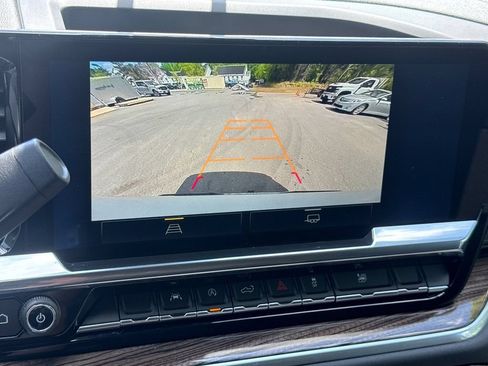 Certified 2025 Chevrolet Silverado 1500 RST AWD/4WD image 23