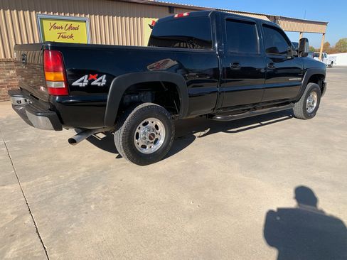 Used 2003 GMC Sierra 2500 SLT w/ SLT Preferred Equipment Group image 2