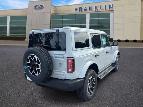 New 2026 Ford Bronco Outer Banks AWD/4WD image 7