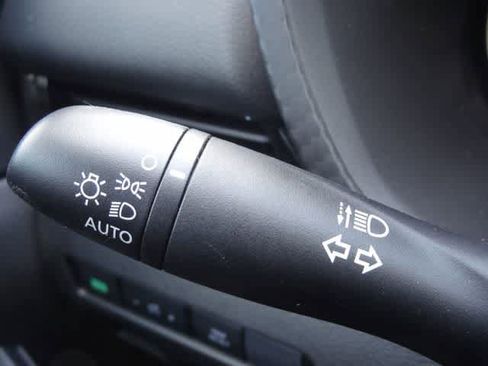Used 2025 Nissan Sentra SV FWD image 22