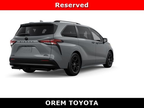 New 2026 Toyota Sienna XLE Woodland Edition AWD/4WD image 9