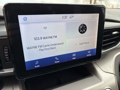 Used 2022 Ford Explorer XLT w/ Equipment Group 202A image 21