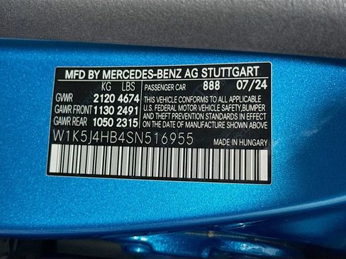 Used 2025 Mercedes-Benz CLA 250 4MATIC w/ AMG Night Package image 35