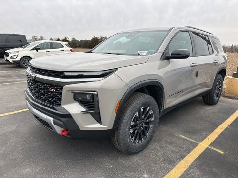 New 2026 Chevrolet Traverse Z71 image 16