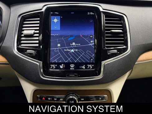 Used 2017 Volvo XC90 T6 Inscription w/ Vision Package image 27