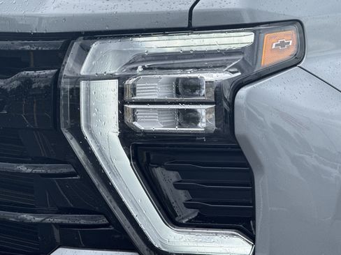 Used 2026 Chevrolet Silverado 2500 LT w/ Trail Boss Package AWD/4WD image 6