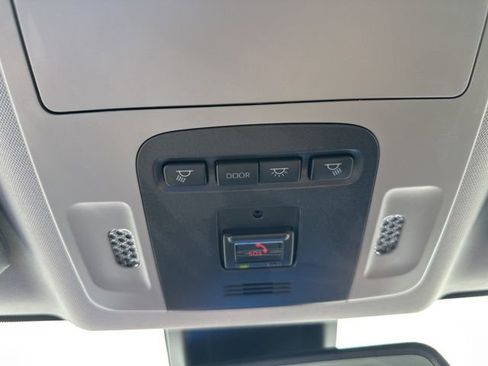 Used 2023 Toyota Camry XSE image 25