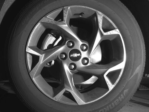 Used 2025 Chevrolet Trax LT w/ LT Convenience Package FWD image 12