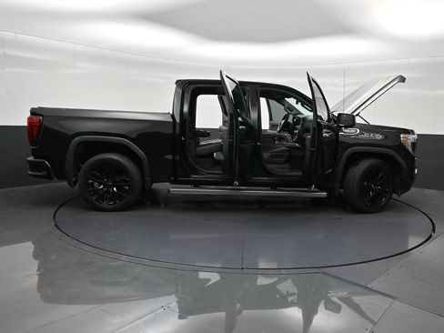 Used 2021 GMC Sierra 1500 Denali w/ Denali Ultimate Package AWD/4WD image 32