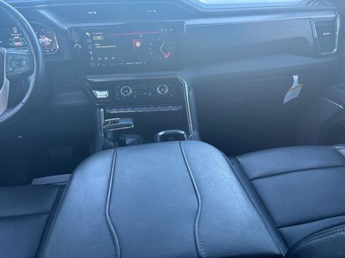 Used 2024 GMC Sierra 1500 Denali image 14