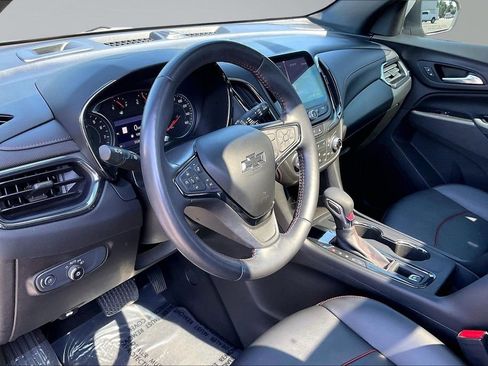 Used 2022 Chevrolet Equinox RS w/ RS Leather Package FWD image 14