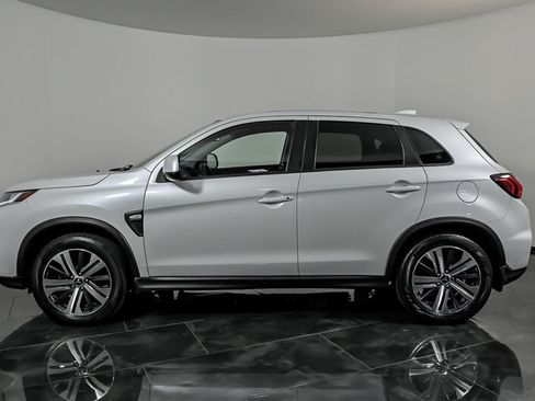 Used 2022 Mitsubishi Outlander Sport ES AWD/4WD image 6