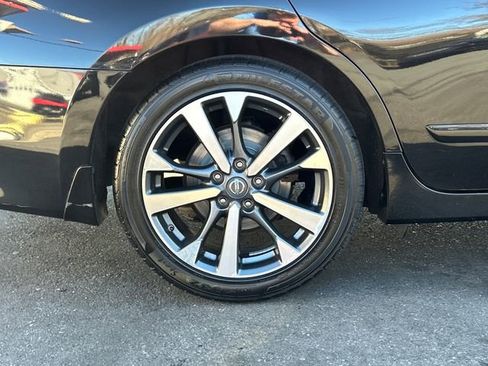 Used 2016 Nissan Altima 2.5 SR image 28