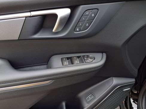 New 2026 Buick Enclave Sport Touring w/ Power Package image 15