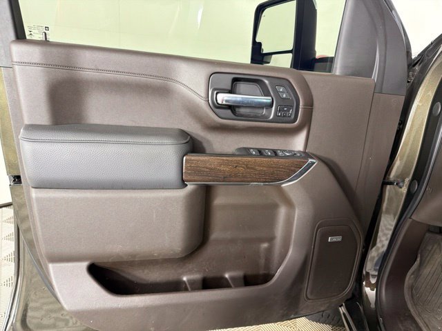 Used 2022 GMC Sierra 3500 Denali AWD/4WD image 28