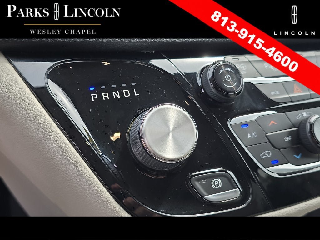Used 2021 Chrysler Pacifica Touring-L w/ Uconnect Theater Family Group FWD image 24