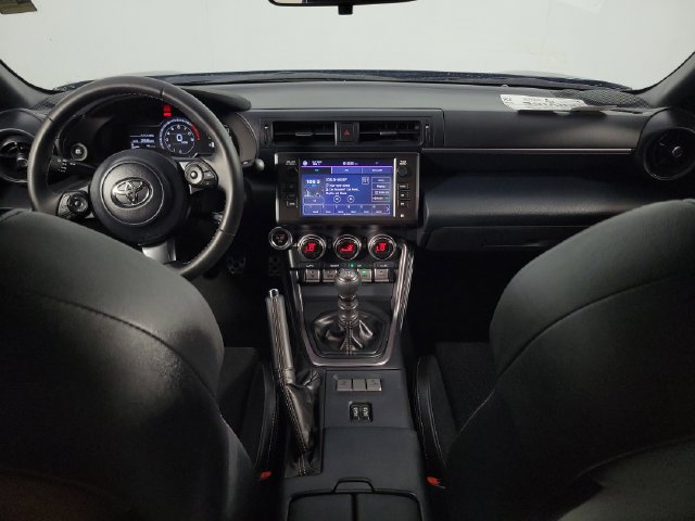 Used 2025 Toyota GR86 Premium w/ Performance Package RWD image 24