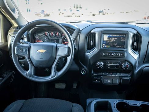 Used 2024 Chevrolet Silverado 2500 Custom w/ Custom Convenience Package AWD/4WD image 28