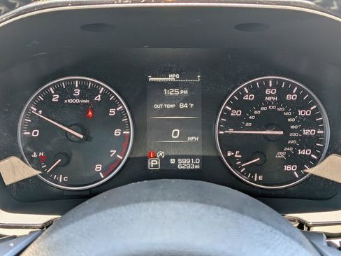 Used 2025 Subaru Outback Premium image 38