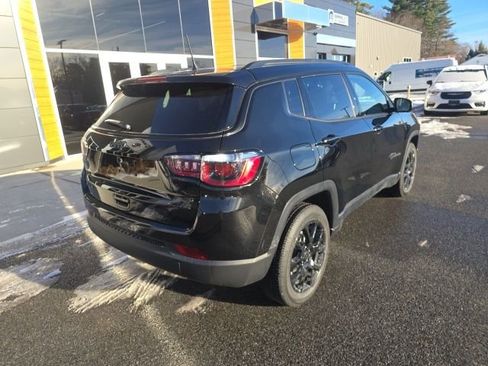 New 2026 Jeep Compass Latitude image 6