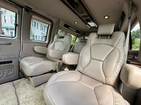 Used 2014 GMC Savana 1500 RWD 1500 135 Upfitter *Ltd Av image 15