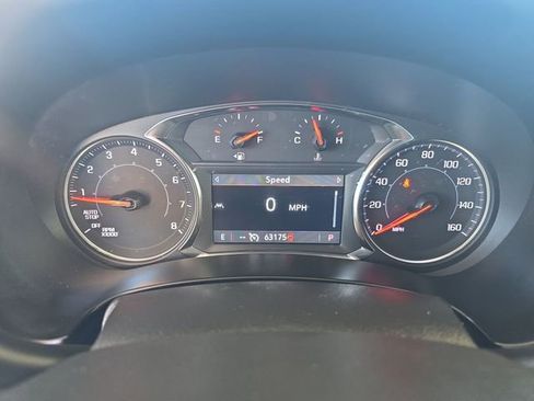 Used 2023 GMC Terrain AT4 image 11