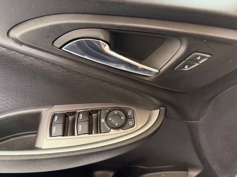Used 2024 Chevrolet Malibu LS FWD image 9